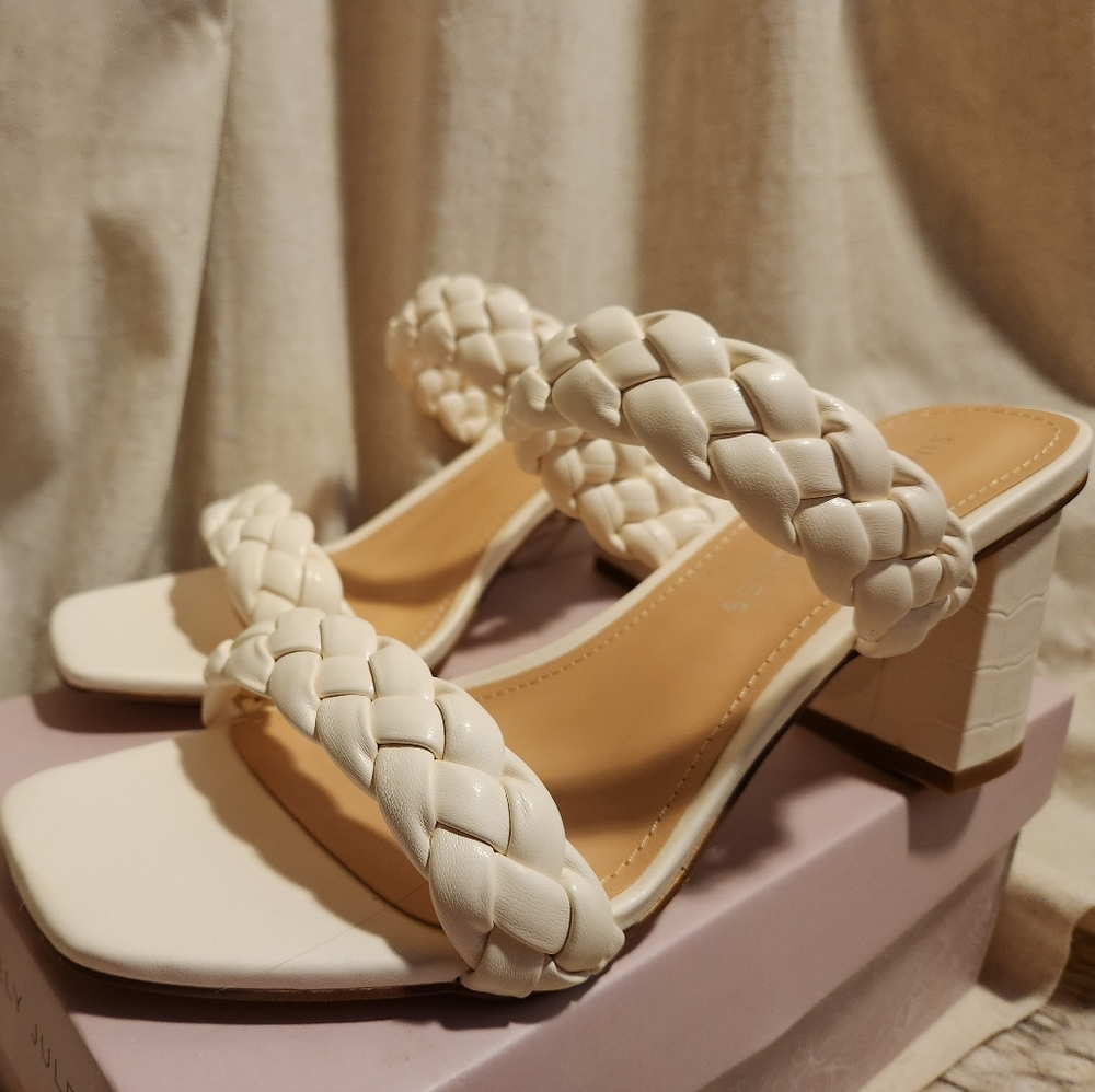 Heeled Sandals - Picture 2 of 6